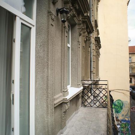 Leogrand Apartment On Drohobycha 4 利沃夫 外观 照片