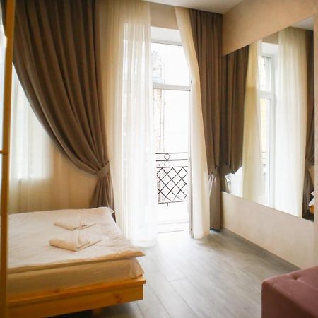 Leogrand Apartment On Drohobycha 4 利沃夫 外观 照片