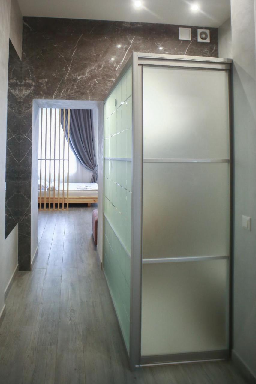 Leogrand Apartment On Drohobycha 4 利沃夫 外观 照片